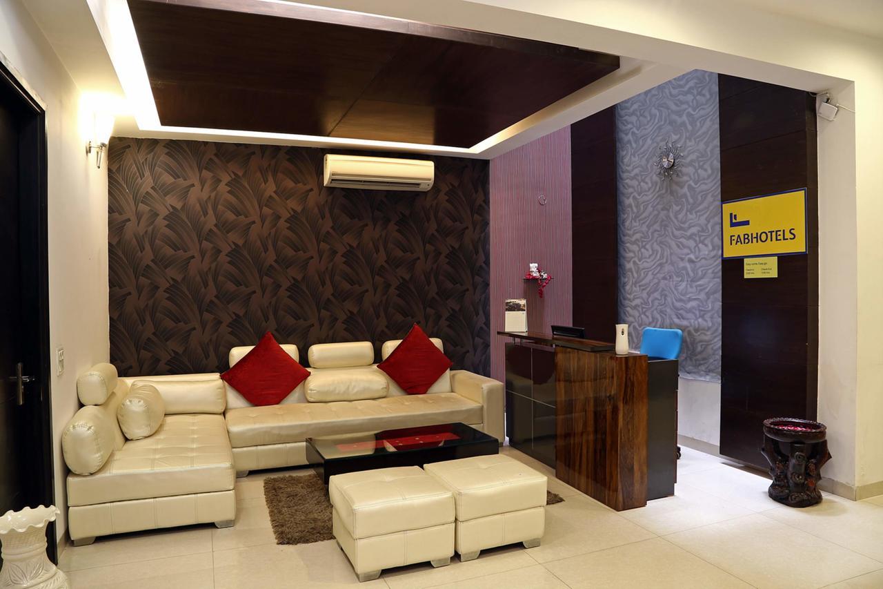 Fabhotel Signature Cyber Park เดลี ภายนอก รูปภาพ
