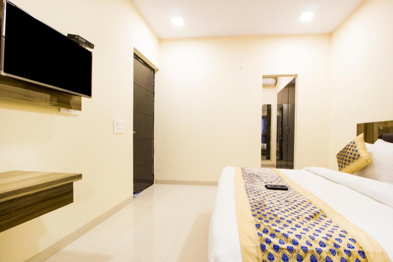 Fabhotel Signature Cyber Park เดลี ภายนอก รูปภาพ