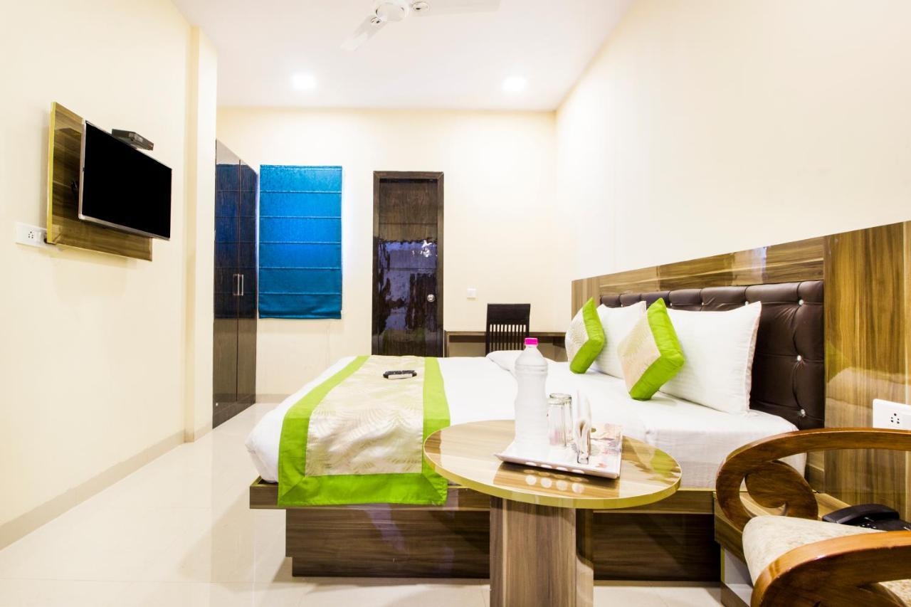 Fabhotel Signature Cyber Park เดลี ภายนอก รูปภาพ