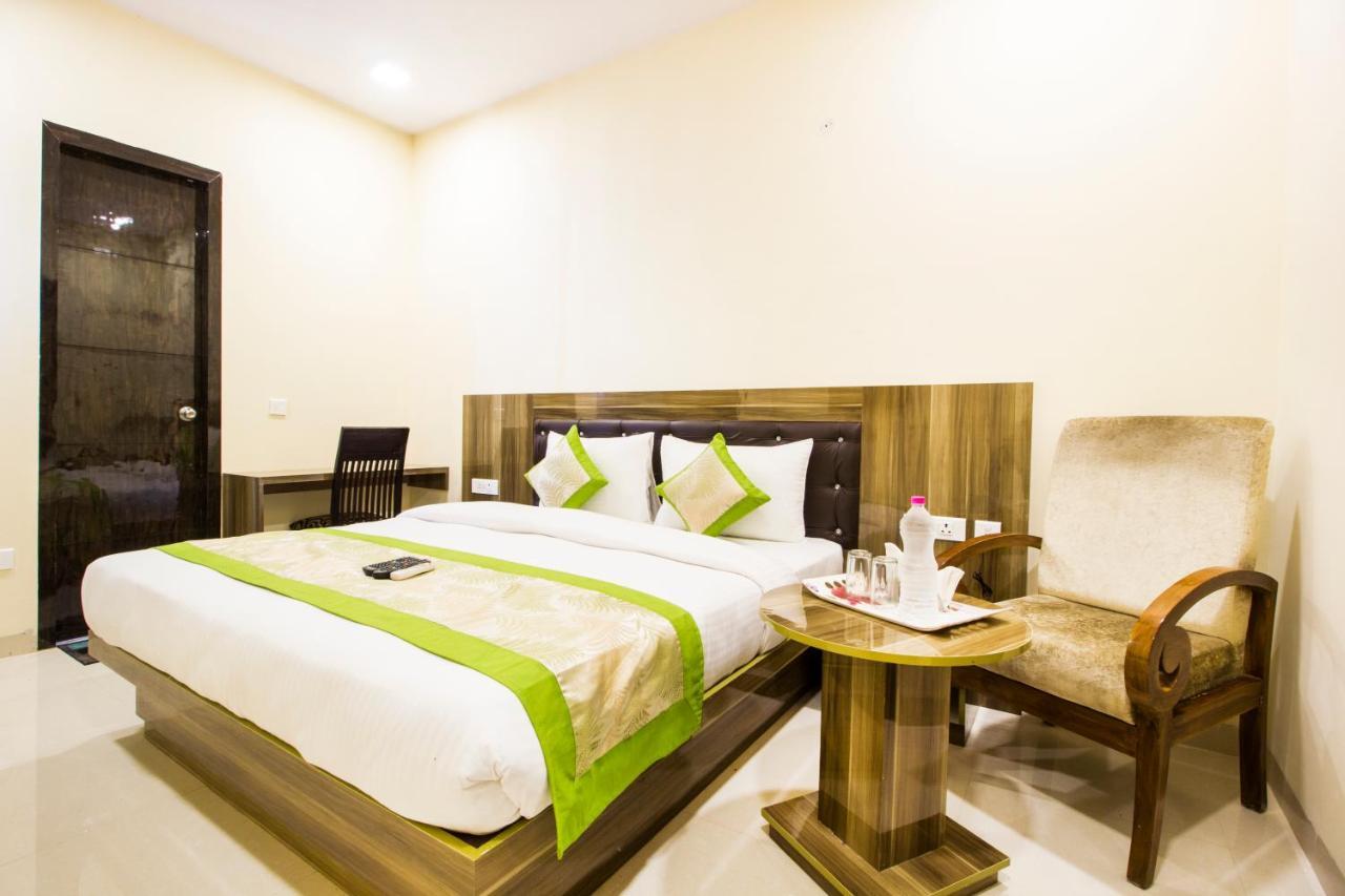 Fabhotel Signature Cyber Park เดลี ภายนอก รูปภาพ