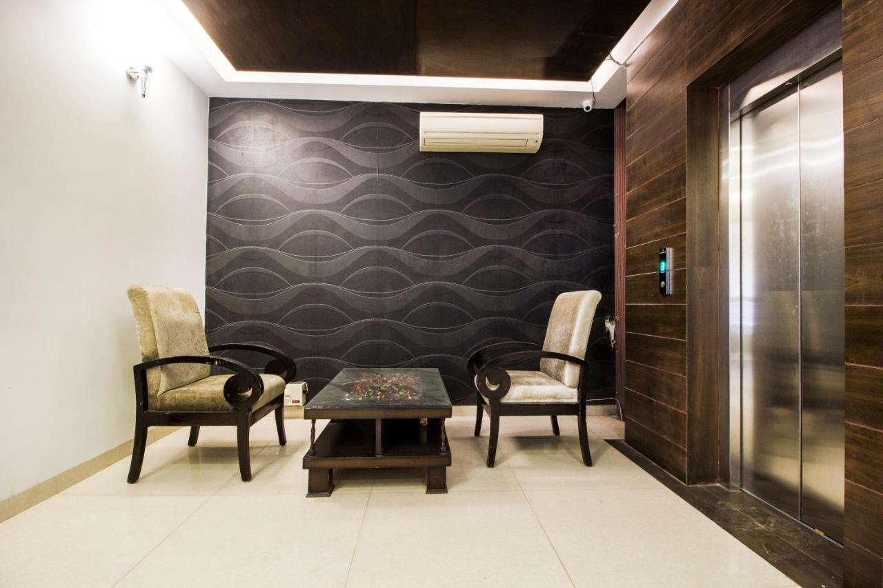 Fabhotel Signature Cyber Park เดลี ภายนอก รูปภาพ